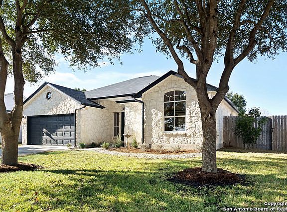 2nd image of 2222 Aransas Pass