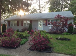 104 Pennsylvania Ave, Somerdale, NJ 08083