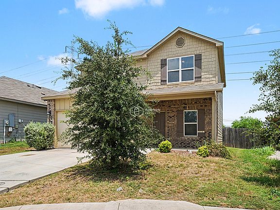 3rd image of 7611 Twin Pine Ct