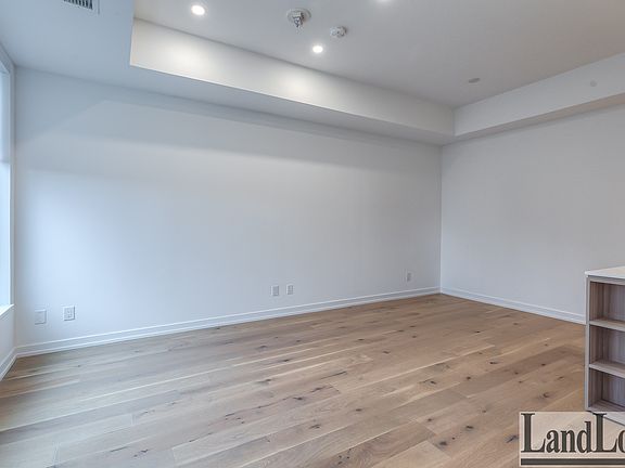 4th image of 15 Maryport Ave #104