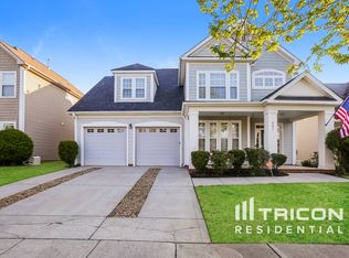 9621 Long Hill Dr, Charlotte, NC 28214