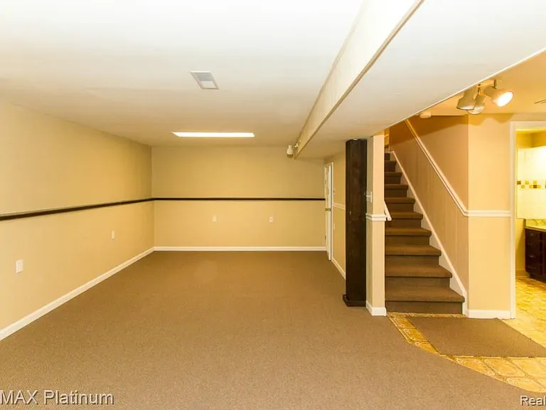 Basement Family/Entertainment room