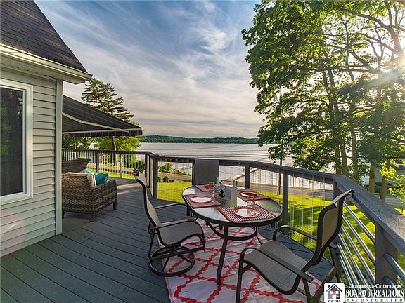 4th image of 190 A Lakeside Dr