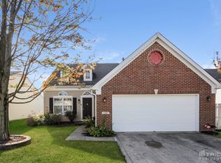 10841 Washington Bay Dr, Fishers, IN 46037
