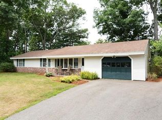 237 Maureen Rd, Bellingham, MA 02019