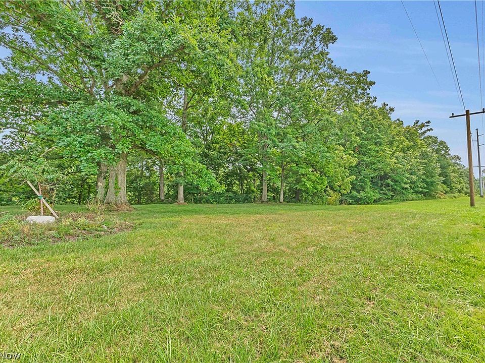 1st image of Indian Hollow Rd
