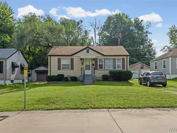 6010 Eaton Dr, Saint Louis, MO 63134