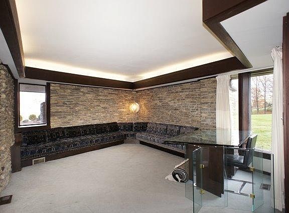 4th image of 5583 Palisades Dr