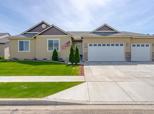 3707 W 22nd Ave, Kennewick, WA 99337