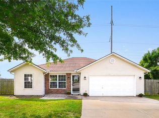 100 Aaron Ct, Grain Valley, MO 64029