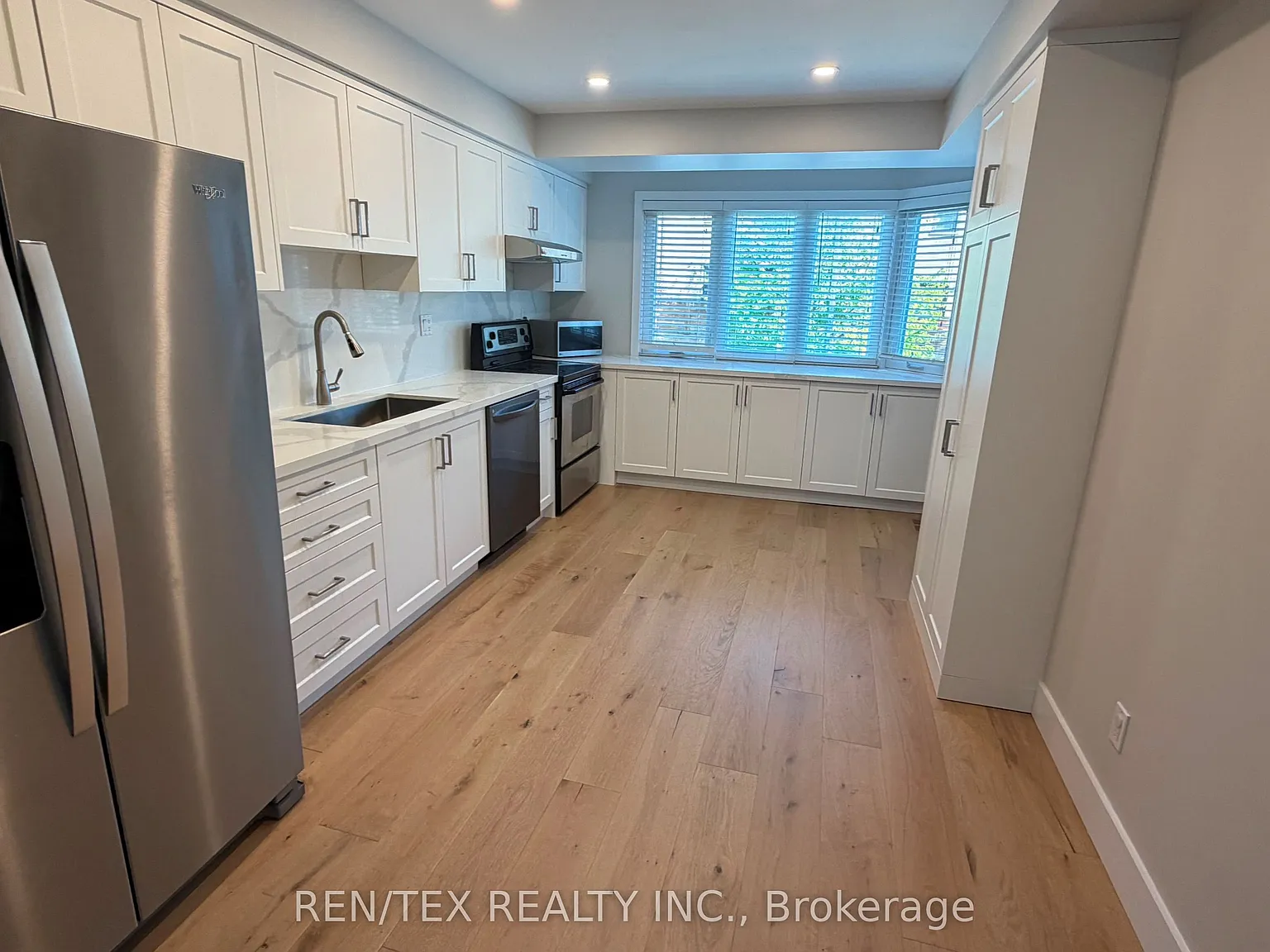 3 bed, $3,400 — Photo 4