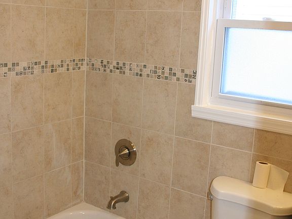 5th image of 8616 259th St
