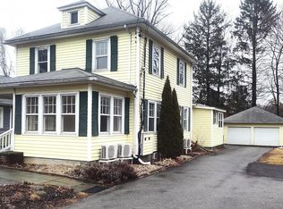 43 S Parsonage St, Rhinebeck, NY 12572