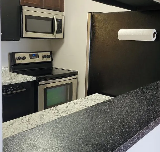 1845 Clayton Ave #110 — Photo 8