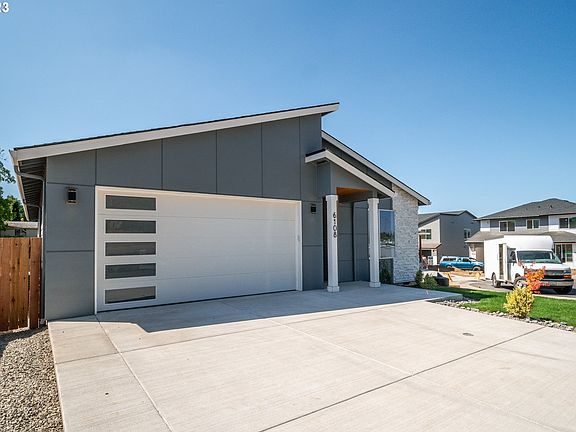 2nd image of 6108 NE 45th Ct