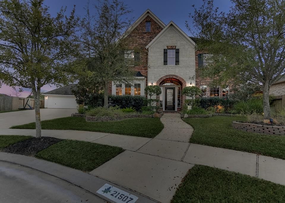 2nd image of 21507 E Winter Violet Ct