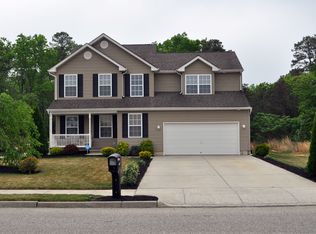 28 Garfield Ave, Galloway, NJ 08205