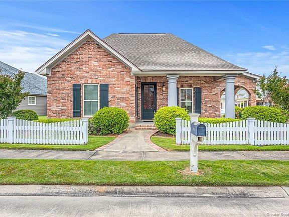 3rd image of 5955 Camellia Way