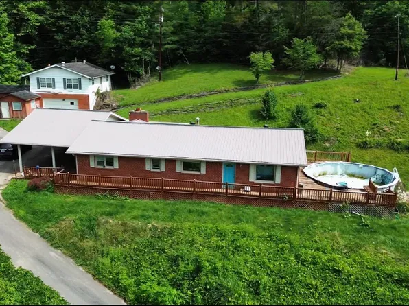 46 Wendall Ln, Flat Lick, KY 40935