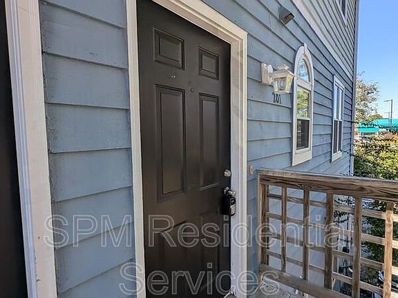 3rd image of 4240 Wilshire Blvd APT 201E