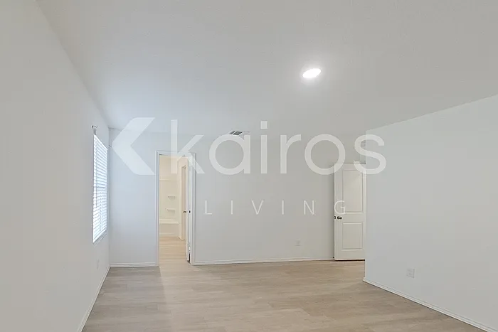4105 Water Fall Cv — Photo 17
