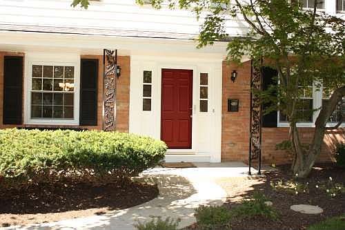 1st image of 6735 Thorne St