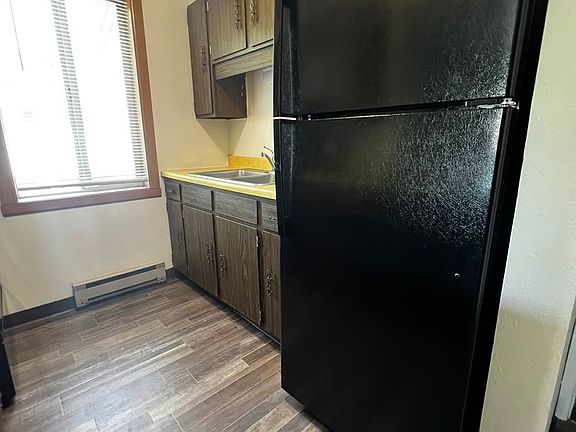 2nd image of 419 11th Ave S #301