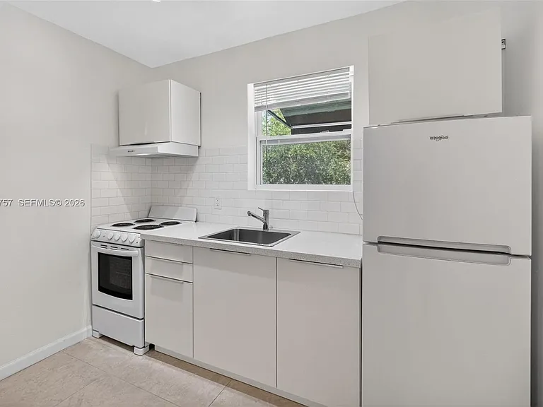 3676 Oak Ave #5 — Photo 8