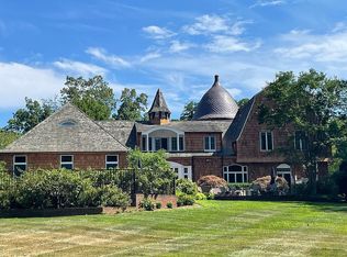 68 W River Rd, Rumson, NJ 07760