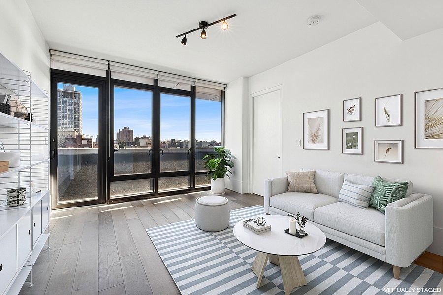 1st image of 429 Kent Ave #907