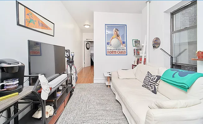 Rented by Living New York | media 10