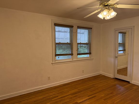 4th image of 3845 Plumstead Ave