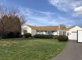 650 Bear Tavern Rd, Ewing, NJ 08628