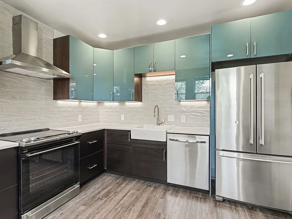 2531 Curtis St #2