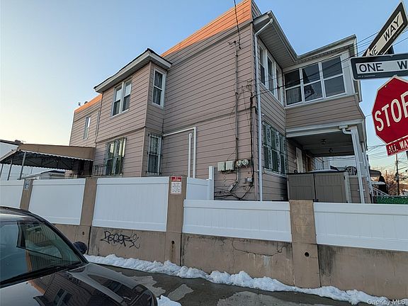 3rd image of 90-46 76th Street