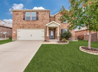 805 Jonius Creek Dr, Little Elm, TX 75068