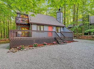 29 Ridgeview Dr, Lake Ariel, PA 18436