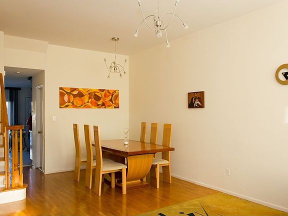 5th image of 27 Pearsall St