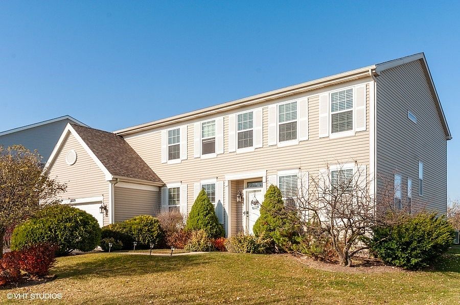 1st image of 1609 S Falcon Dr