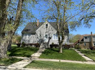 631 Carpenter St, Chicago Heights, IL 60411