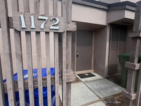1172 NW 122nd Ter, Pembroke Pines, FL 33026