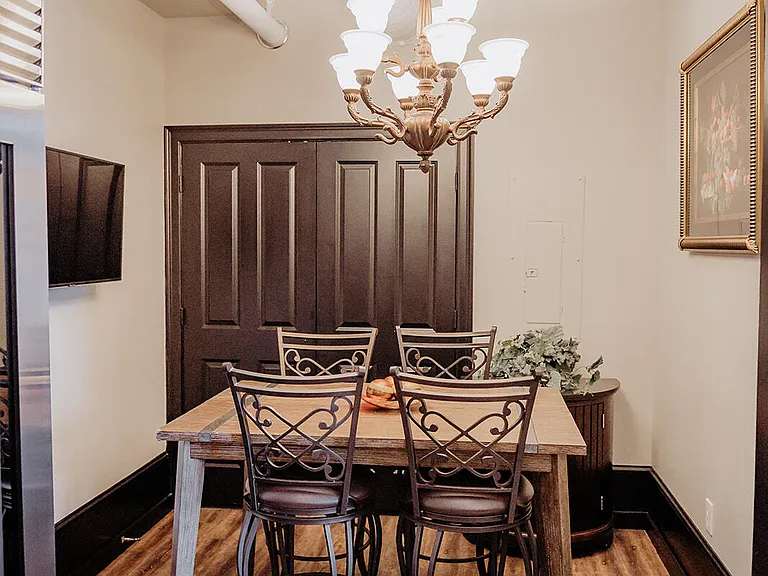 275 S Limestone St #115 — Photo 26