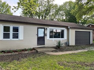 11 S Delaware Ave, Belleville, IL 62221