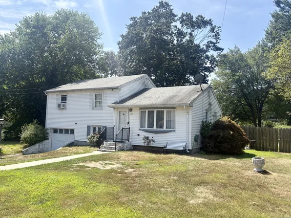 129 New London Turnpike, Norwich, CT 06360