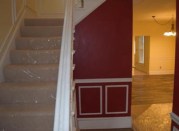 3rd image of 3027 Oak St