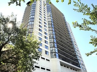 33 W Delaware Pl APT 9D, Chicago, IL 60610