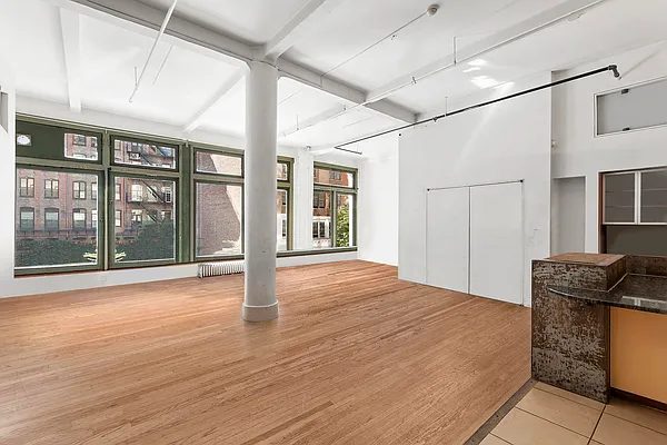 Sold by Compass | media 2