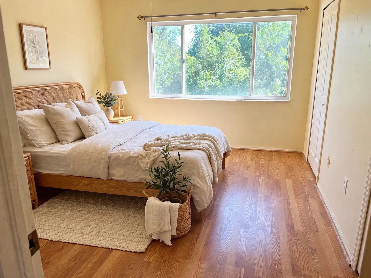2 bed, 2.5 bath, 1184 sqft, $1,575 — Photo 3