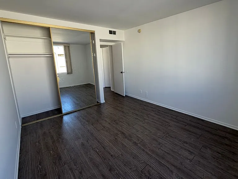 5420 Lindley Ave #21 — Photo 10