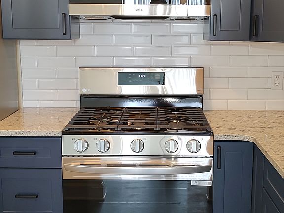 2nd image of 2401 Pennsylvania Ave APT 509